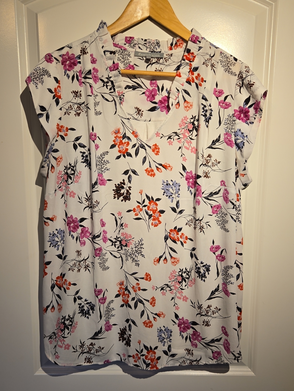 Daniel Rainn White Floral Cap-Sleeve Blouse with Pink, Orange and Purple Blooms